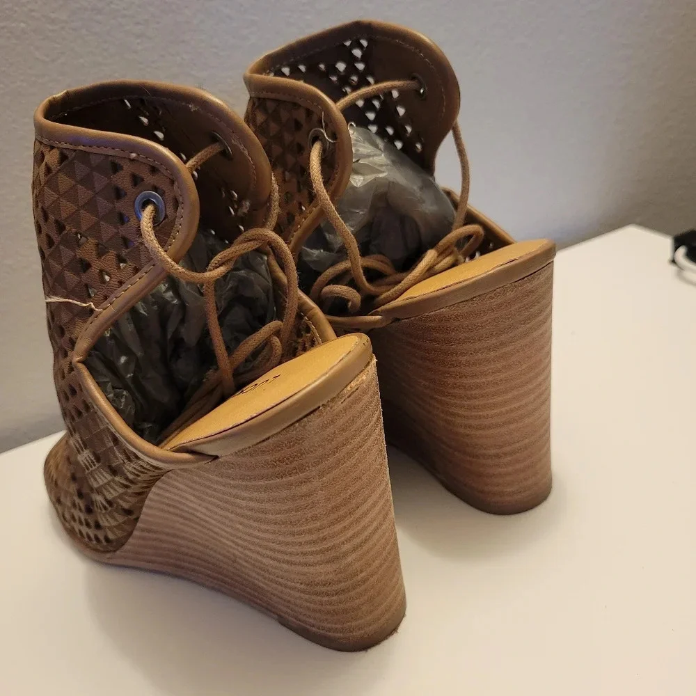 Lucky Brand Riskee Wedge Sandal